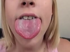 RewriteLEAH LUV Sexy 19 YO Blonde Big Cock POV Blowjob and Cum Facial 3 min in Portugues